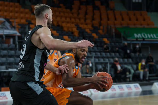 内线背打 内线背打