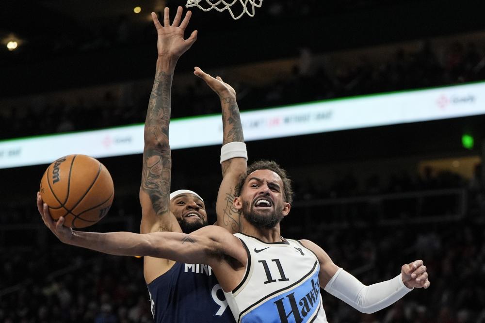 对比此前亚 对比此前亚