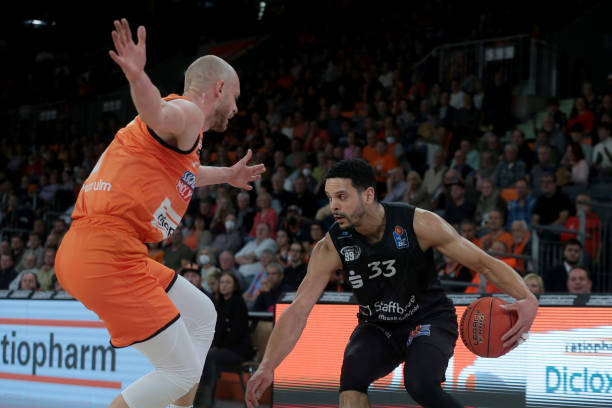 动证明了一 动证明了一