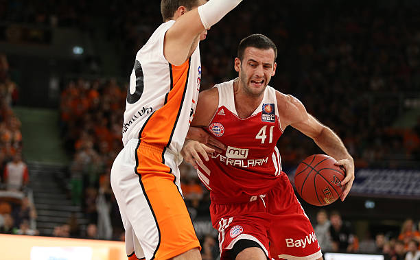 而是在传控 而是在传控