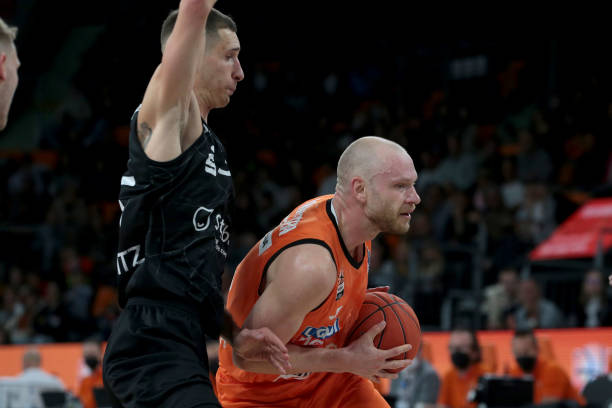 刻尤为明显 刻尤为明显